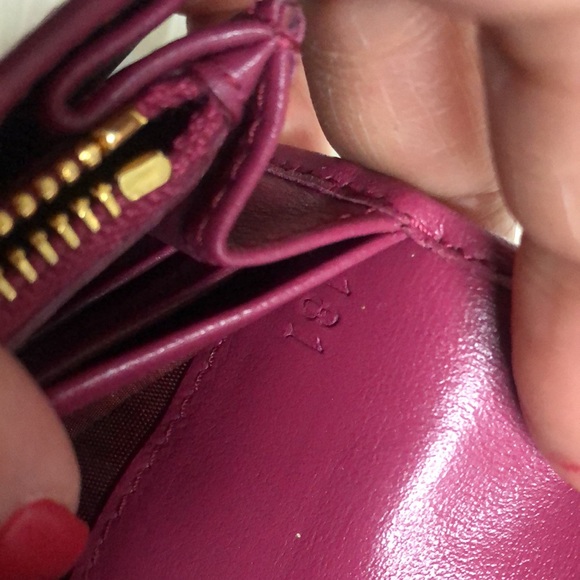 PRADA PORTAFOGLIO PATTINA - Picture 8 of 13